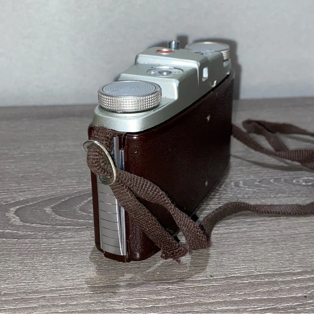 VINTAGE KODAK Pony 135 Model C Camera & Leather Case